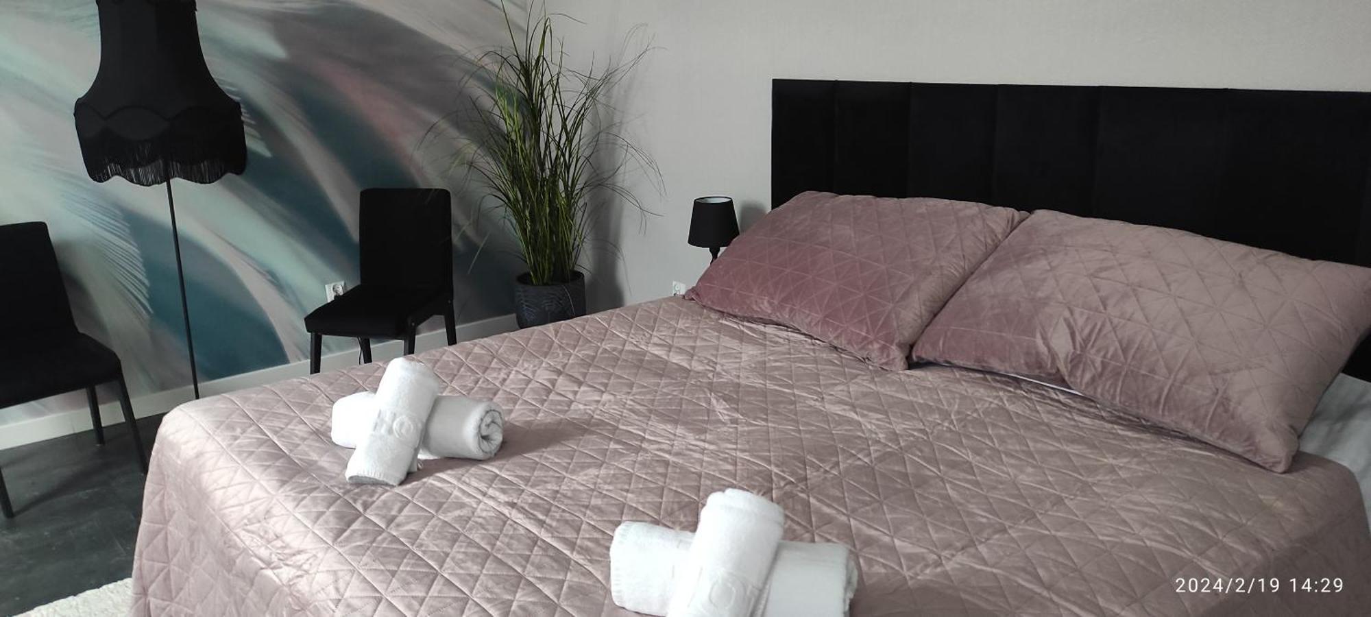 Apartamento Harmonica Premium Nowy Sącz Habitación foto